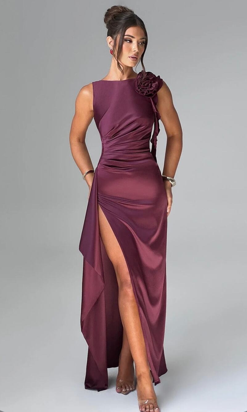 Babyboo Peggy Maxi Dress Cherry Lacquer NEW NWT Size Medium